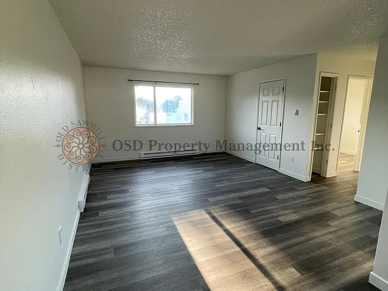 1800 Phillips St #4 — Photo 3
