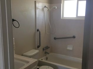 129 Pollasky Ave APT 3, Clovis, CA 93612