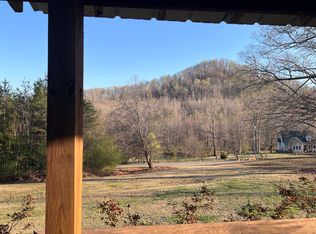 268 Tater Hill Mountain Rd, Pickens, SC 29671