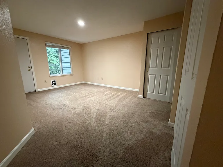 14735 NE 31st St #2C — Photo 5