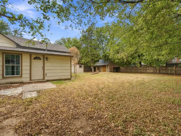 207 N Oneil St, Alvord, TX 76225