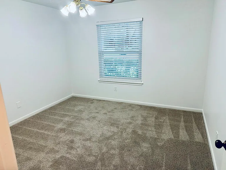 15726 Gettysburg Dr — Photo 13