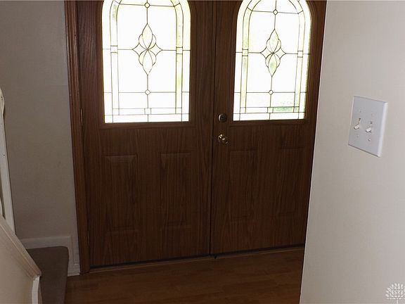 2nd image of 1260 S Elm St