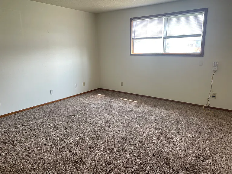127 Mathews Dr #2 — Photo 4