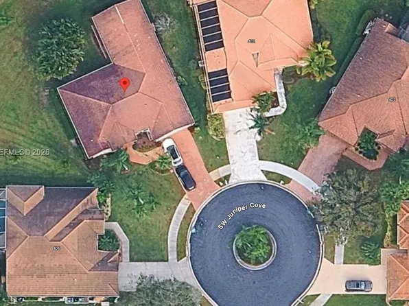 404 SW Juniper Cv, Port Saint Lucie, FL 34986