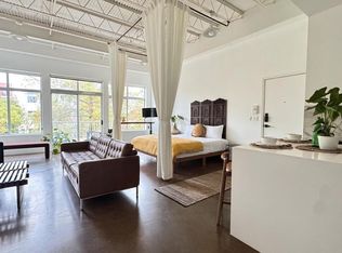 2401 E 6th St #0, Austin, TX 78702
