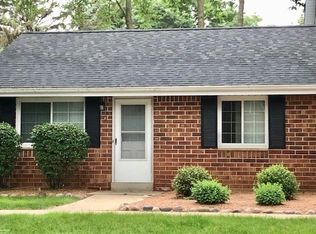 2601 N University Dr APT 0, Waukesha, WI 53188