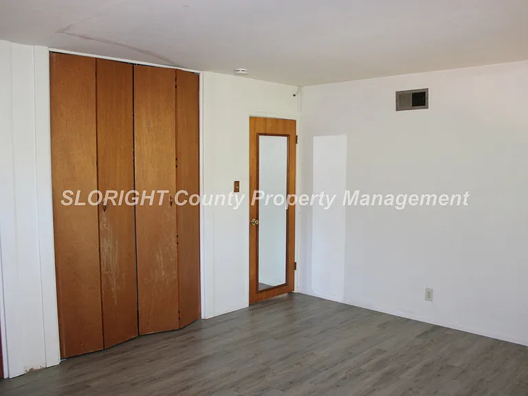 577 Princeton Pl — Photo 8