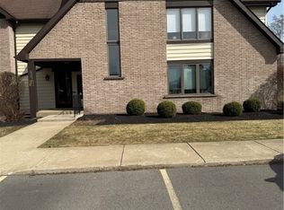 5303 Chestnut Ridge Rd APT G, Orchard Park, NY 14127