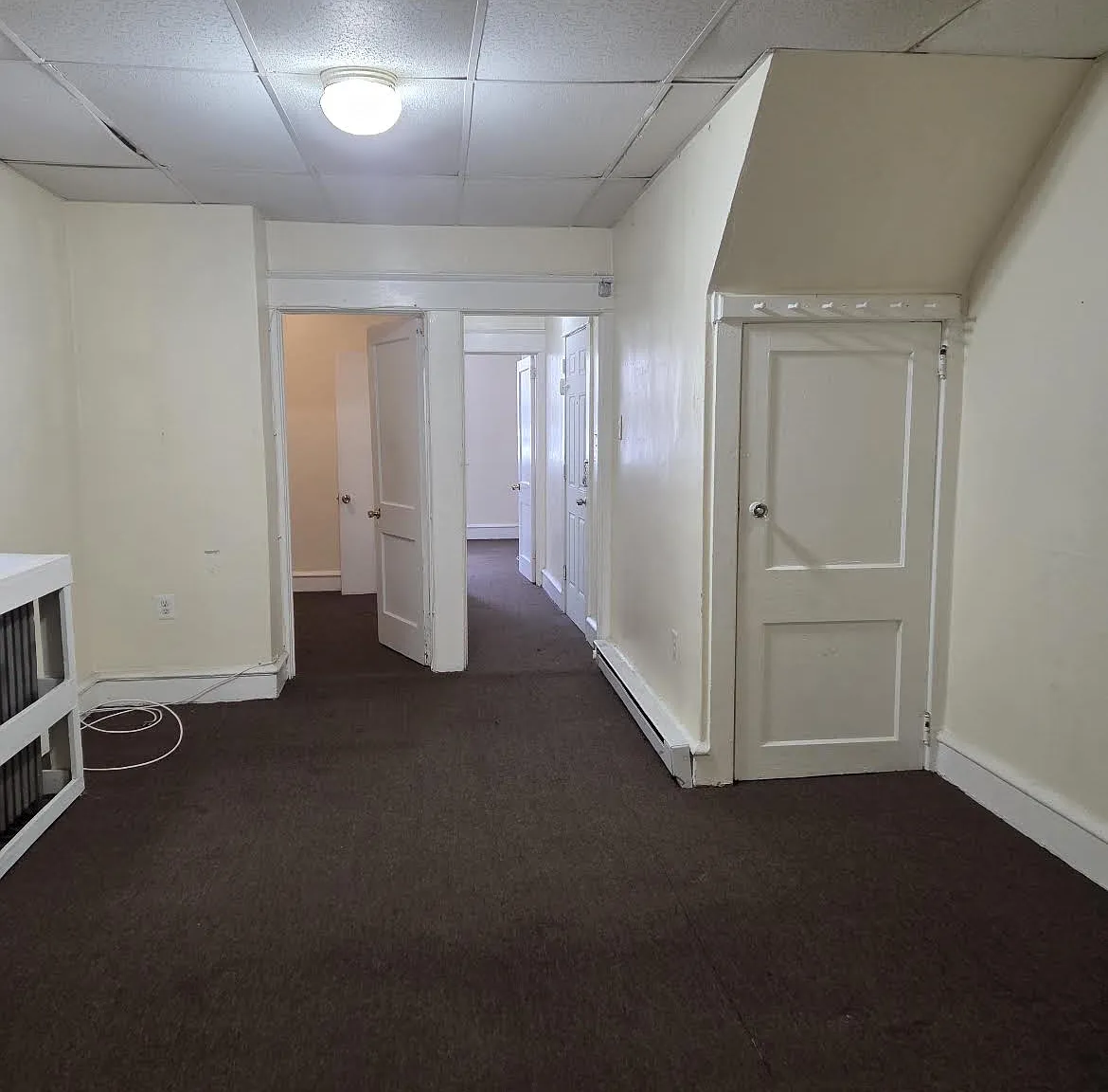 2 bed, 800 sqft, $1,400 — Photo 2