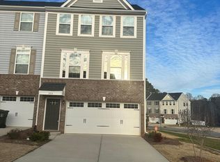 275 Misty Pike Dr, Raleigh, NC 27603