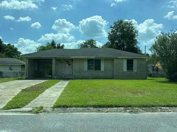 507 Landry St, Sulphur, LA 70663