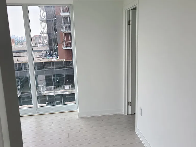 4010 Eglinton Ave W #1021 — Photo 8
