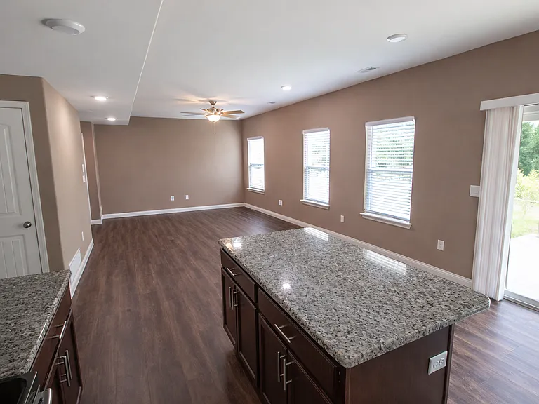 2810 Amberwood Ct — Photo 8