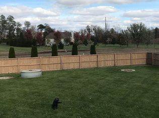 904 Meadow Ln, Winnebago, IL 61088