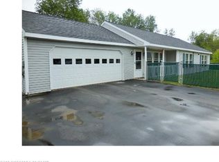 42 Pine St, Newport, ME 04953