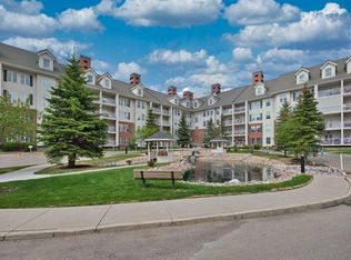 151 N Country Village Rd NE #2154, Calgary, AB T3K 5X5
