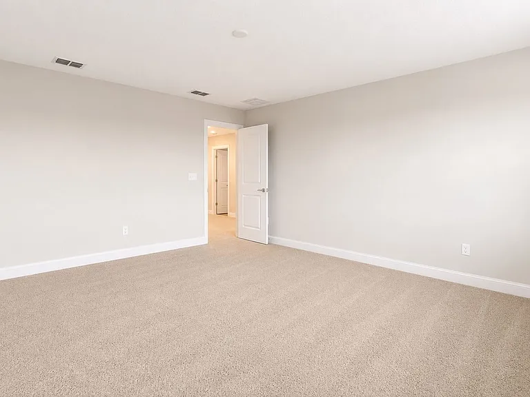 16628 Silver Brook Way — Photo 37