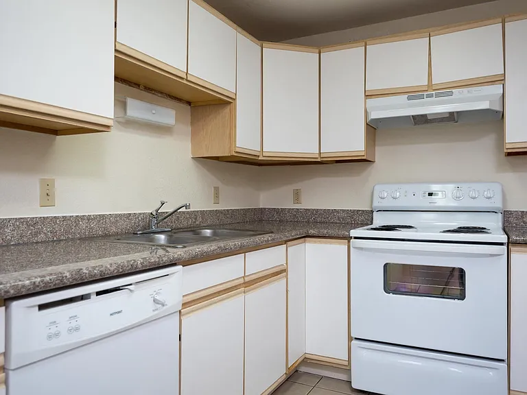 Caldera at Sunnybrook | The Landing Kitchen