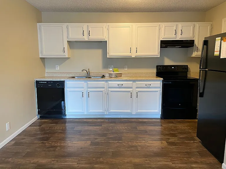 5939 Outlook St — Photo 18