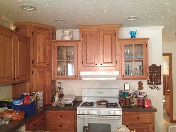 3rd image of 1918 N B St