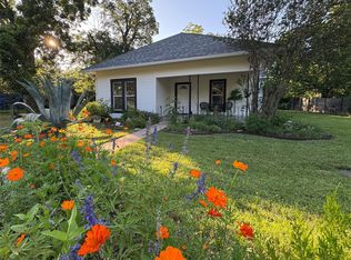 302 E Brenham St, Elgin, TX 78621