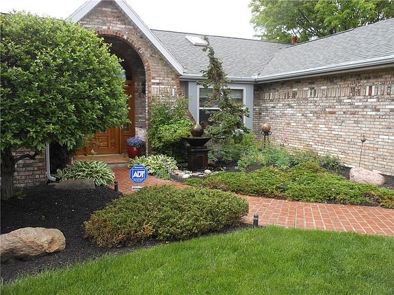 3rd image of 2321 Wells Dr