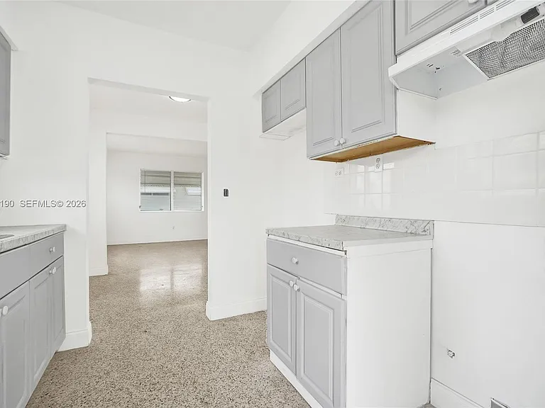 710 82nd St #1 — Photo 5