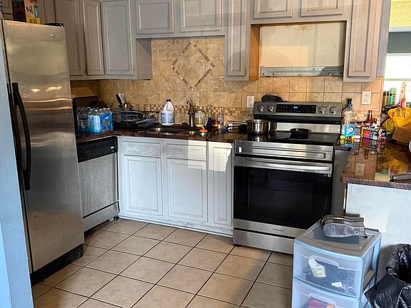 4th image of 10419 AGAVE Road