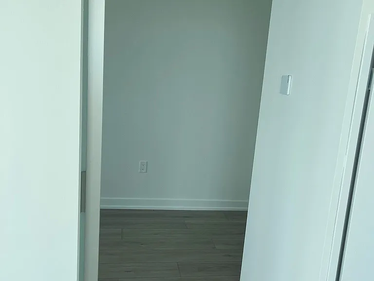 1 Fairview Rd E #3109 — Photo 13