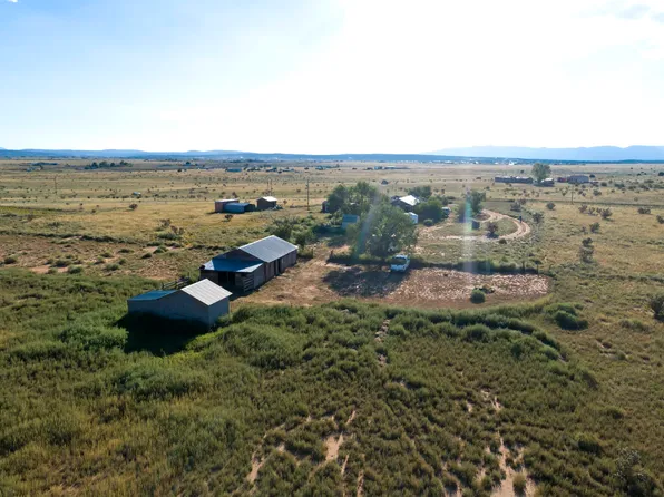 40 Weimer Rd, Stanley, NM 87056