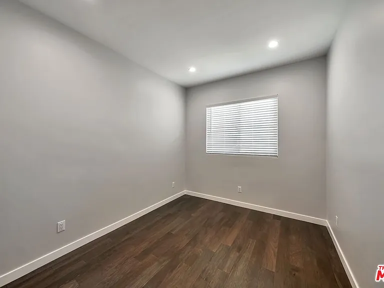 4239 Halldale Ave — Photo 12