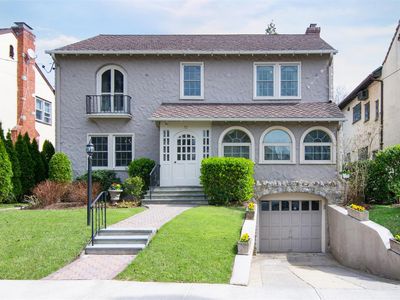 15 Central Parkway, Mount Vernon, NY, 10552