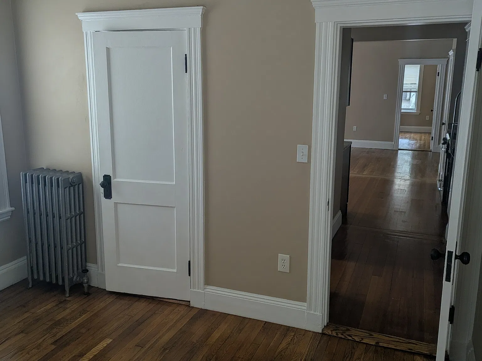 254 Belgrade Avenue — Photo 4