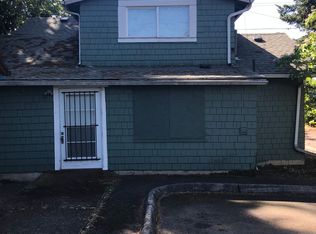 Robinson Property - House, Portland, OR 97236