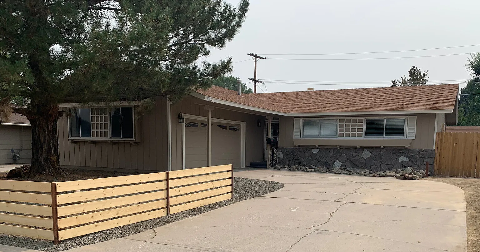3 bed, 2.0 bath, 1427 sqft, $2,400 — Photo 1