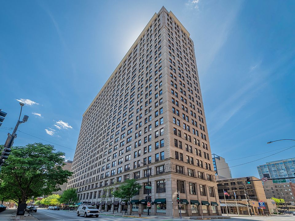 1st image of 600 S Dearborn St #801-802