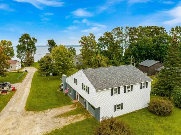 40 Porters Point Court, Colchester, VT 05446