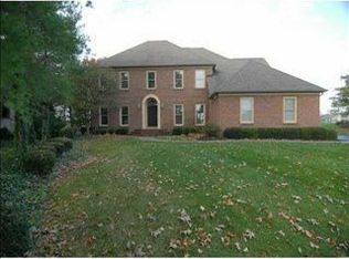 8823 Locherbie Ct, Dublin, OH 43017