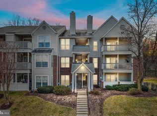 12157 Penderview Ter APT 838, Fairfax, VA 22033