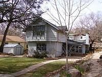2nd image of 810 Warne St