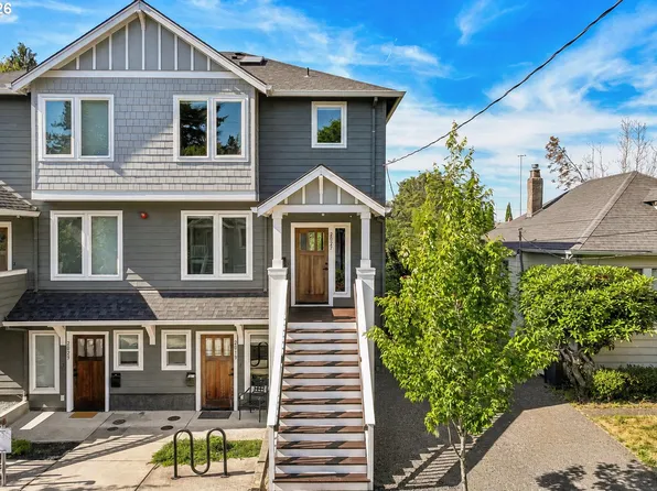 2027 SE Harold St, Portland, OR 97202