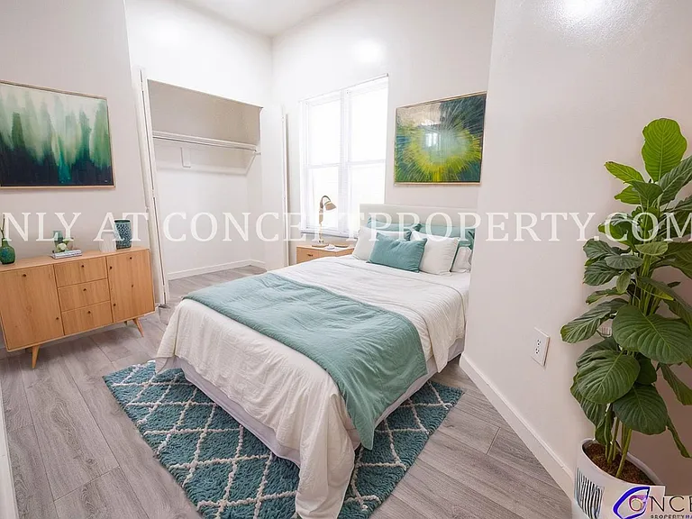 223 E 3rd Ave — Photo 51