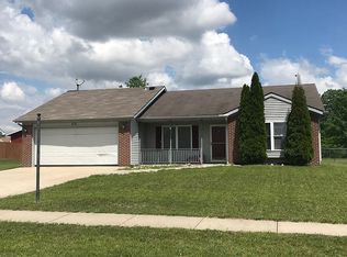 832 Wheatfield Ct, Churubusco, IN 46723