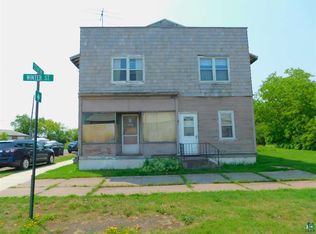 26 Winter St, Superior, WI 54880