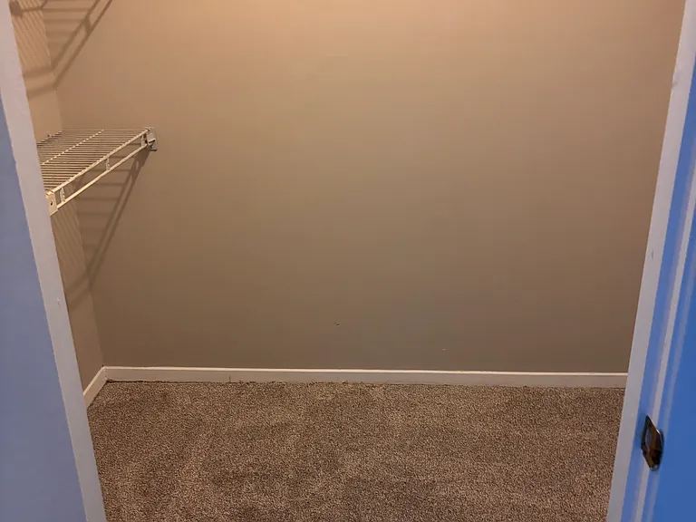 5552 Mountain Springs Cir — Photo 10