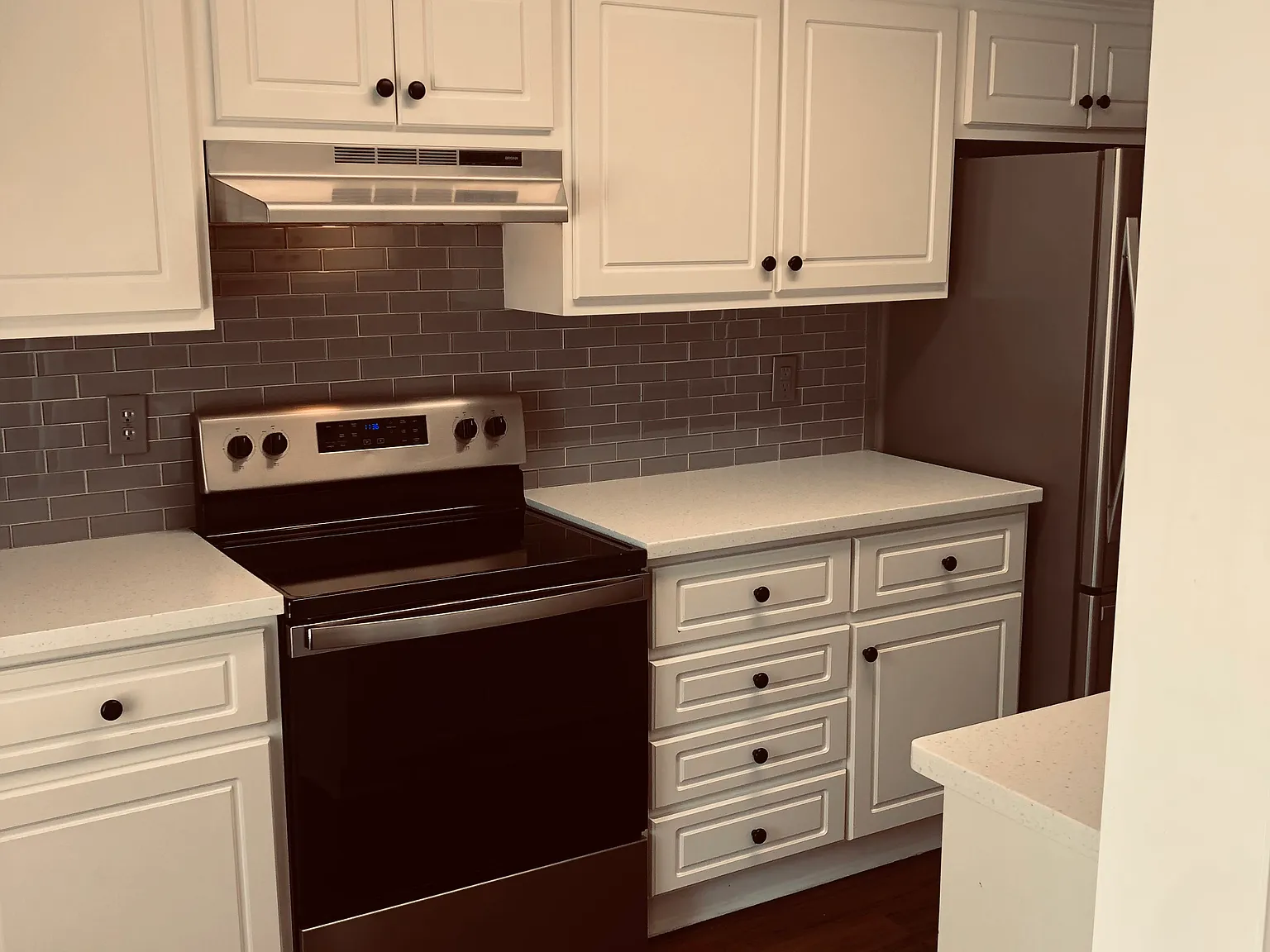2 bed, 1092 sqft, $1,800 — Photo 3