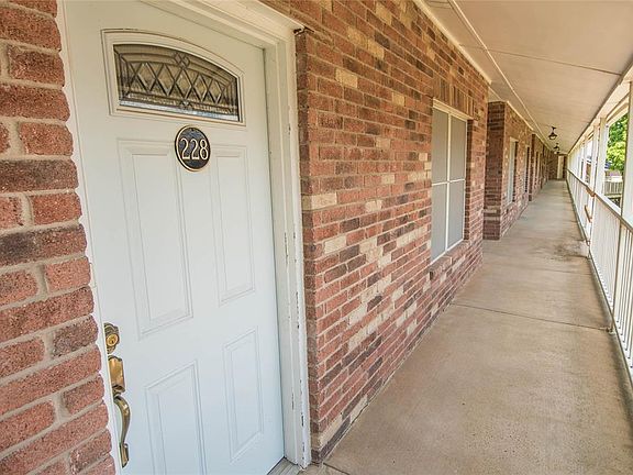 4th image of 8511 Westover Ct APT 228