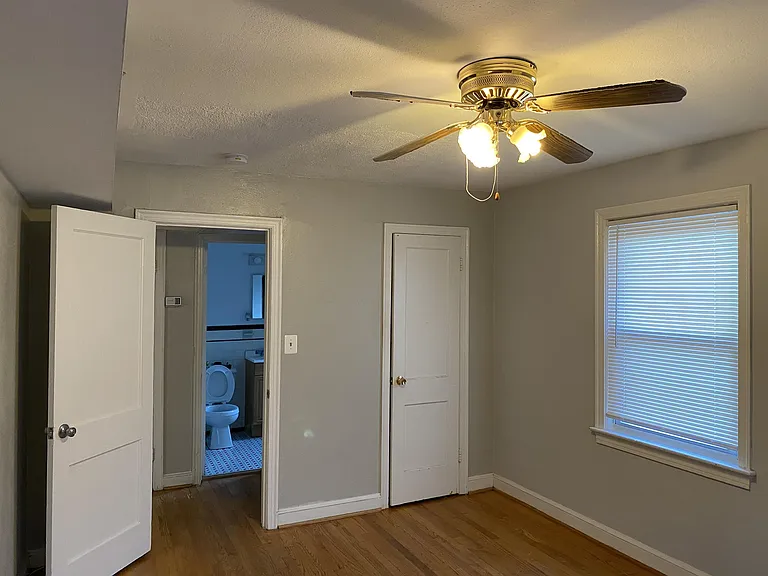 4236 Benning Rd NE — Photo 10