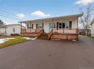 338 Sainte Croix St, Moncton, NB E1A 3S2